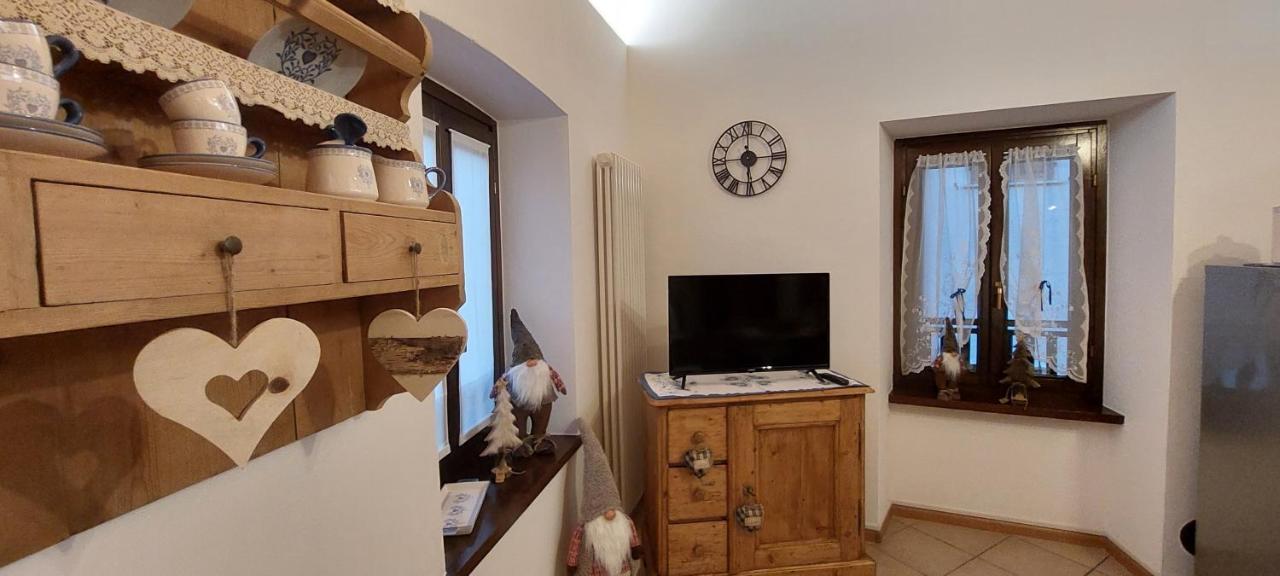 Loft Della Perpetua Di Casa Bernardi, Fuga Romantica Petfriendly Montagnaga  Extérieur photo